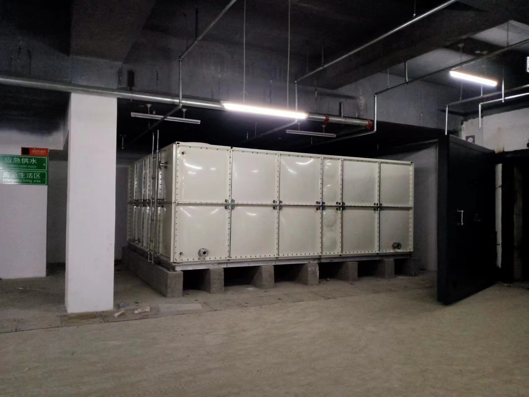 SMC玻璃鋼水箱結構的材料性能？