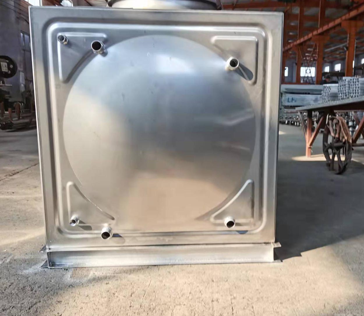 如何安裝不銹鋼水箱？